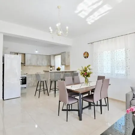 Appartement Koulieris *